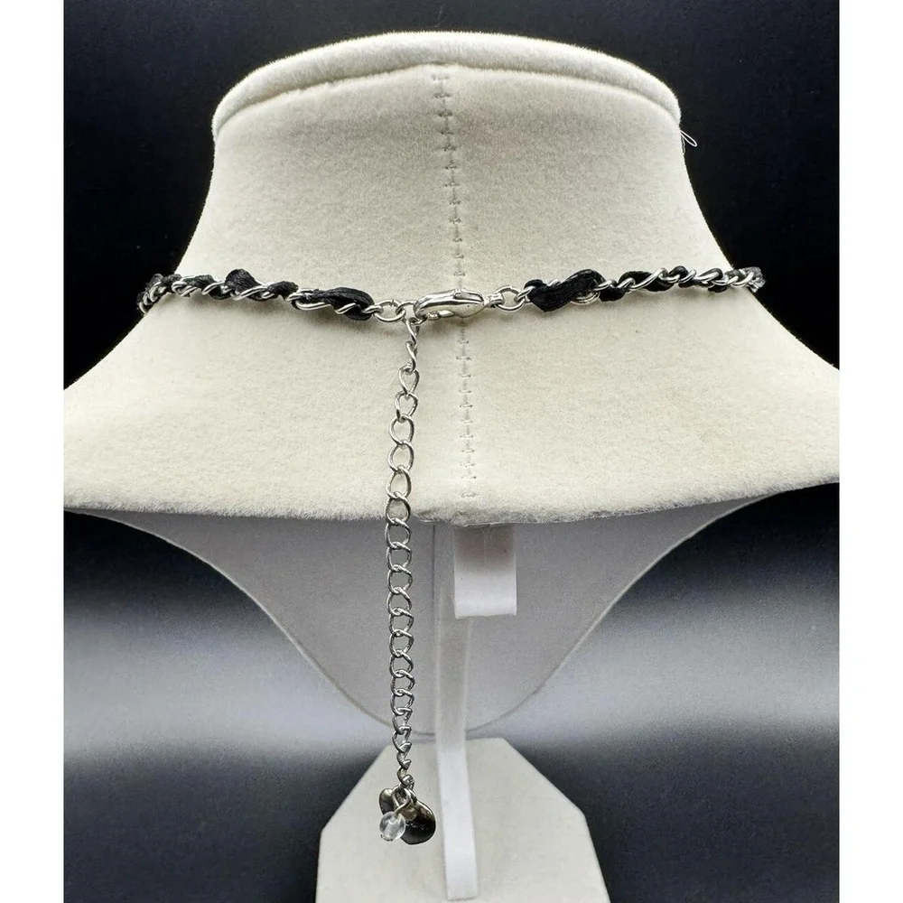 Betsey Johnson Lion Rhinestone Pearl Floral Silver‎ Tone Woven Necklace 15-18